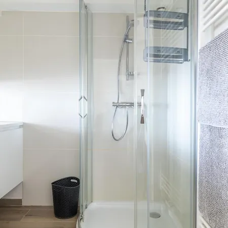 Bel Air - Spacious, Modern With Sleeping Area On The Promenade T4 Lejlighed *